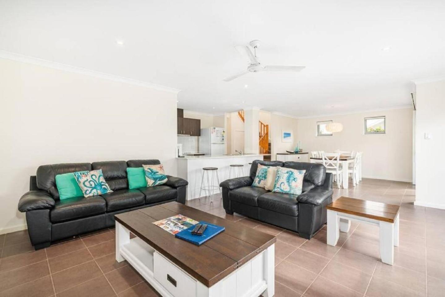 Maggies Beach House - Unit 56 At Cape View Resort 부셀톤 외부 사진